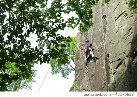 Climbing [Climbing] Rock climbing 43176638