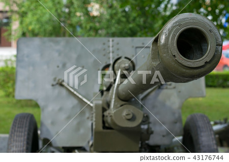 sample of a military cannon close-up 43176744