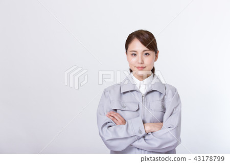 Business woman (work clothes) Business woman (work clothes) 43178799
