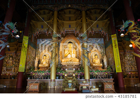 Yakcheon Temple, Jungmun, Seogwipo City, Jeju Island Yakcheon Temple, Jungmun, Seogwipo City, Jeju Island 43185781