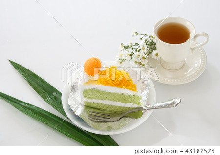 Gold Egg Yolk Thread Cakes and Pandan or thai Lang 43187573