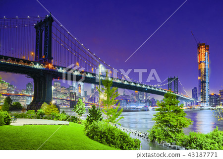 New York night view of the Lower Manhattan New York night view of the Lower Manhattan 43187771