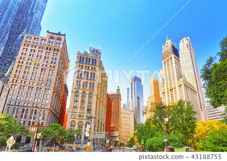 City Hall Park. The financial capital of America  43188755