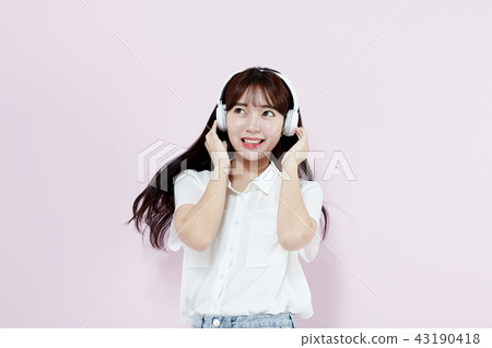 Korean pretty female college student blue long hair 43190418