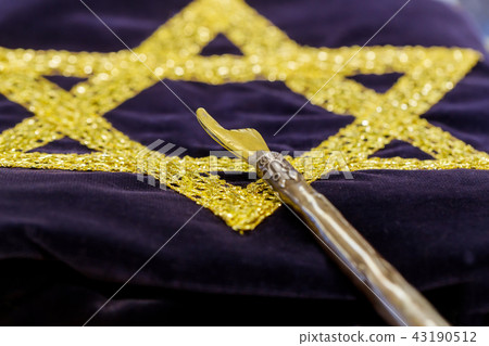 Stylish carved Yad pointer for reading the Torah Stylish carved Yad pointer for reading the Torah 43190512