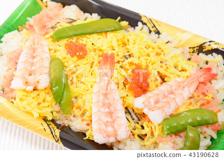 Delicious chirashi sushi lunch box Delicious chirashi sushi lunch box 43190628