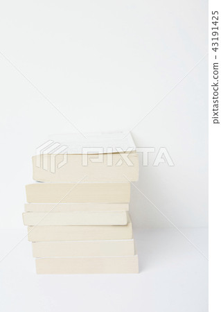 Stacked books 43191425
