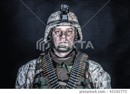 Marine machine gunner with ammo belts on chest Marine machine gunner with ammo belts on chest 43192773