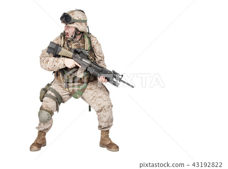 Soldier crouching under fire and screaming orders Soldier crouching under fire and screaming orders 43192822