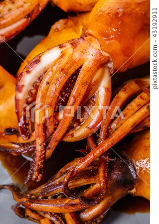 texture of cooked squid close-up 43192911