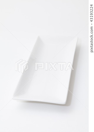 Long thin white plate 43193224