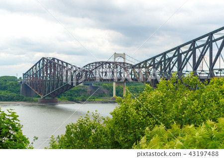 Quebec city bridge in Quebec city, Canada Quebec city bridge in Quebec city, Canada 43197488