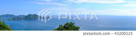 Monster's back island and horizon Monster's back island and horizon 43200125