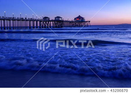 Landscape of Huntington Beach in America, California, at Magic Hour 43200870