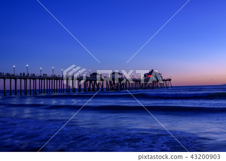 Landscape of Huntington Beach in America, California, at Magic Hour 43200903