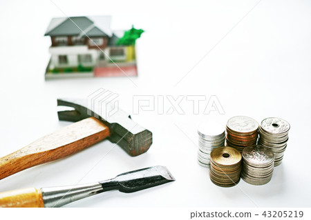 金錢和木工工具和房子 金錢和木工工具和房子 43205219