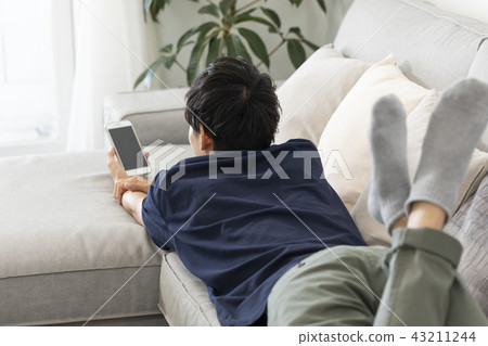 Operation of smartphone Operation of smartphone 43211244