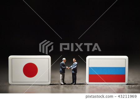 日本和俄羅斯國旗 日本和俄羅斯國旗 43211969