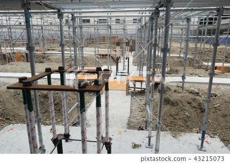 安裝地腳螺栓 安裝地腳螺栓 43215073