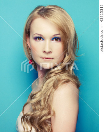 Lady on bright background 43215313