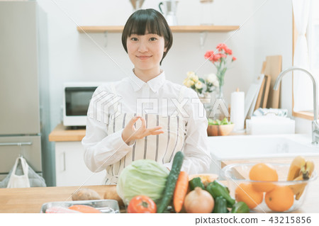 主婦 家庭主婦 現金 43215856