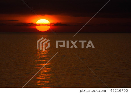 安靜的海洋黃昏 安靜的海洋黃昏 43216790
