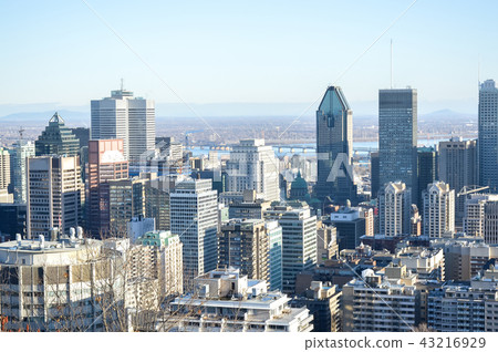 Montreal Skyline in winter, Canada 43216929