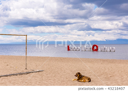 Janquiwe Lake 43218407
