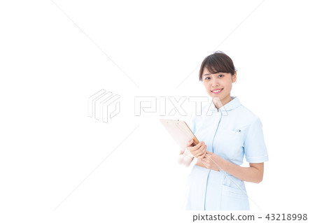 Nurse holding a medical record 43218998