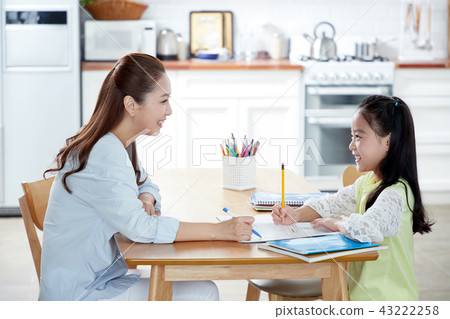 家庭教學家庭課程互聯網講座輔導私人輔導 家庭教學家庭課程互聯網講座輔導私人輔導 43222258