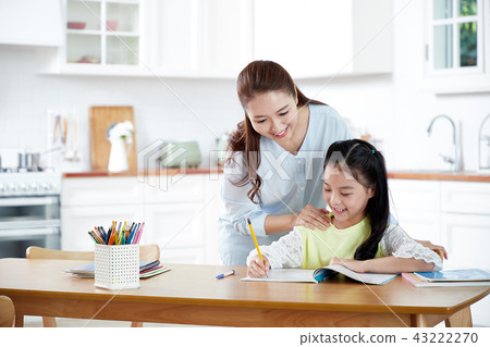 家庭教學家庭課程互聯網講座輔導私人輔導 43222270