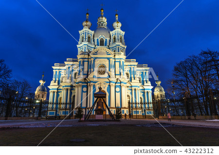 Smolny Cathedral at night. Saint Petersburg Russia 43222312