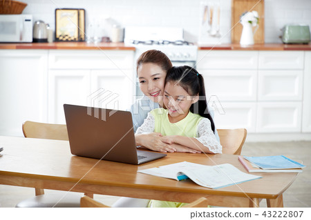 家庭教學家庭課程互聯網講座輔導私人輔導 43222807