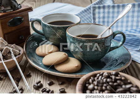 Coffee and cookies 43222842
