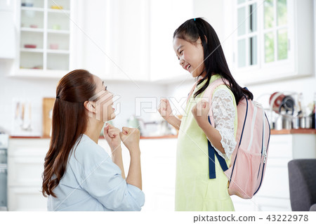 Home-schooing home lesson internet lecture tutoring private tutoring 43222978