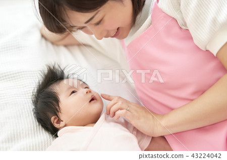 保姆幼兒園嬰兒午睡 43224042