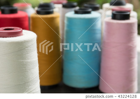 Colorful sewing threads, Colored thread coils. 43224128