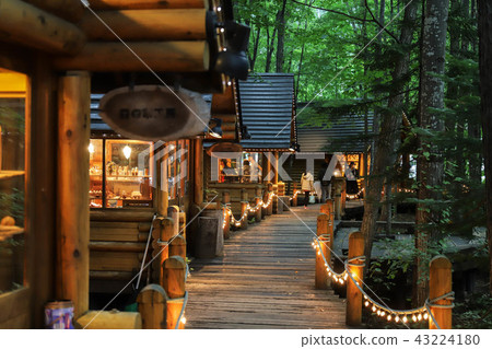 Ningle Terrace Furano 43224180