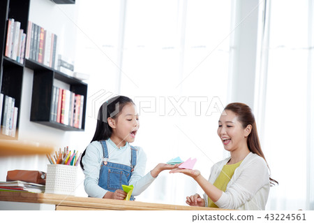 Home-schooing Home study Internet lecture tutoring private school private education alternative education 43224561