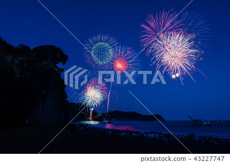 Mie Prefecture Kumano Grand Fireworks Festival Shishiiwa 43227747
