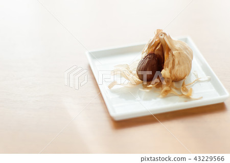 Black garlic Black garlic 43229566
