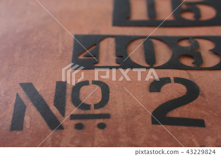 Stencil plate 43229824