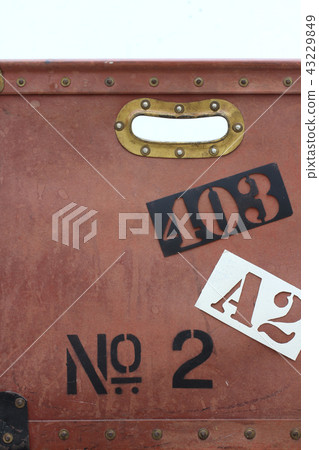 Stencil plate 43229849