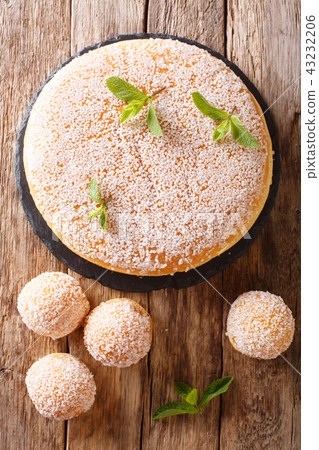 Large and small tropezienne cakes 43232206