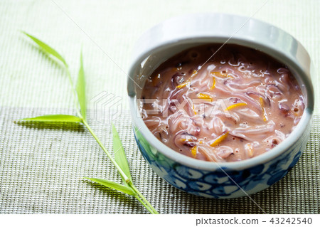 Salted fish with eggplant and squid 43242540