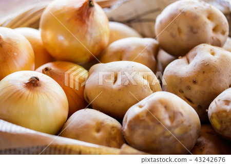 Potato and onion Potato and onion 43242676