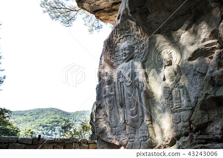 Seosan Yonghyeon Mae Yongrae Samjon Award (National Treasure No. 84), Seosan City, Chungnam 43243006