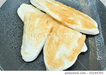 Bamboo fish cake 43244705