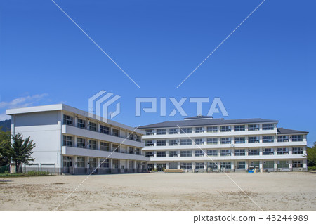 Hiji Elementary School Hiji Elementary School 43244989