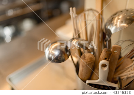 In a restaurant 43246338